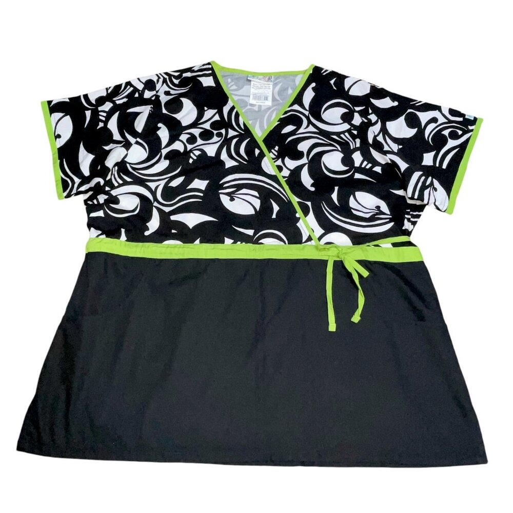 Uniform Advantage Women Black White Lime Green Floral Scrub Top Plus Size 2XL